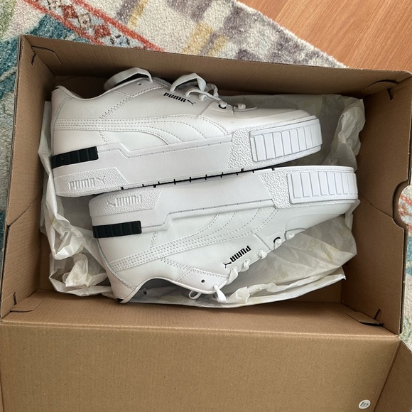 NWT 🔥 Puma Cali Sport Repeat Cat White and Black EXCLUSIVE Sneakers - Picture 1 of 7